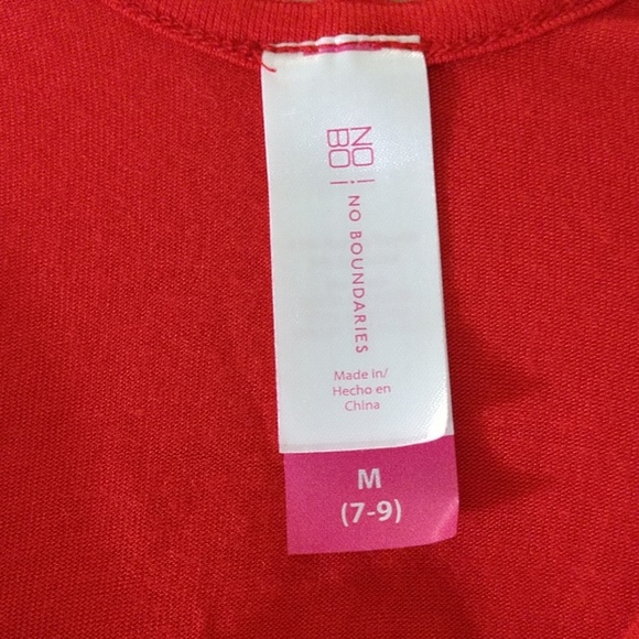 Red top - Picture 2 of 3